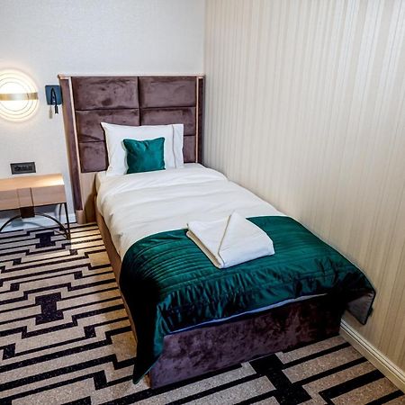 Hotel Carolin Călimăneşti Eksteriør billede