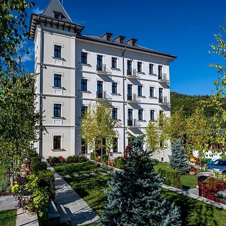 Hotel Carolin Călimăneşti Eksteriør billede