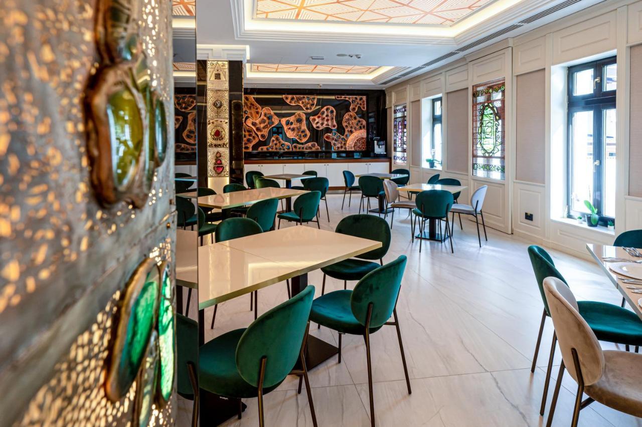 Hotel Carolin Călimăneşti Eksteriør billede