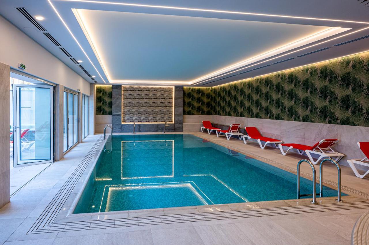 Hotel Carolin Călimăneşti Eksteriør billede