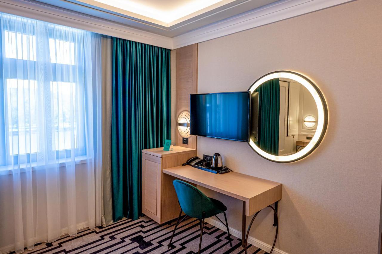 Hotel Carolin Călimăneşti Eksteriør billede