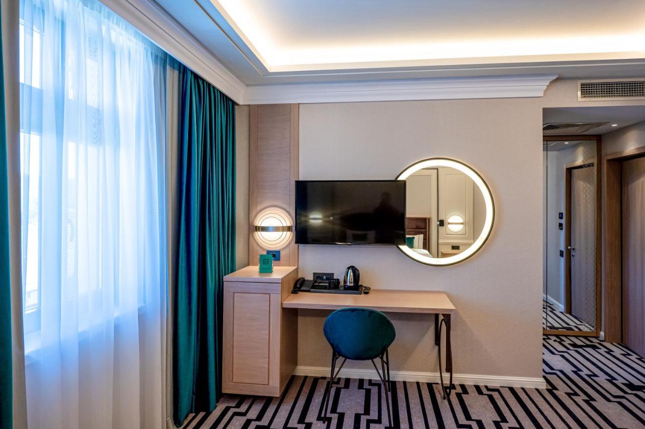 Hotel Carolin Călimăneşti Eksteriør billede